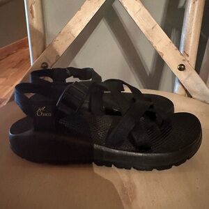CHACO Women's Z2 Classic Sandal, Black  J105430 Vibram Sole US 9 M / EU 40